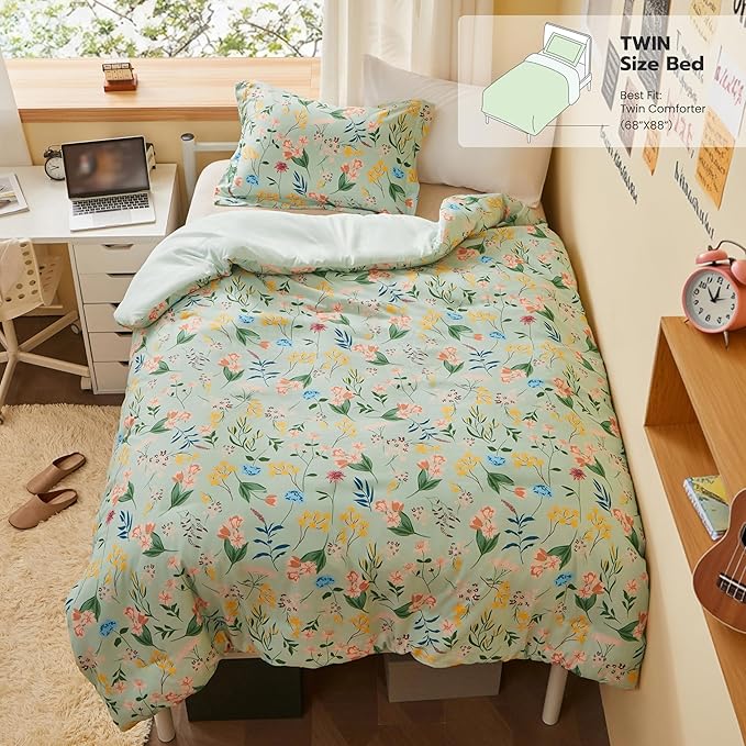 Joiedomi Twin Comforter Set Light Green, 2 Pieces Floral Twin Bedding Set with 1 Soft Reversible Flower Comforter and 1 Pillow Sham, Bed in a Bag for All Seasons