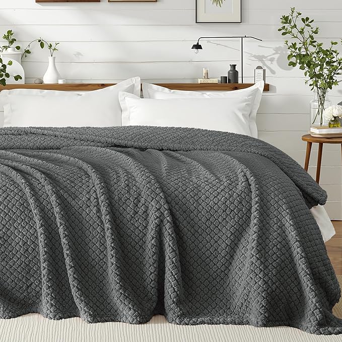 Exclusivo Mezcla Queen Size Fleece Blanket for Bed, Extra Soft Warm Decorative Fuzzy Blanket for Women, Lightweight Cozy Bedding Blankets, 90x90 Inches, Dark Grey