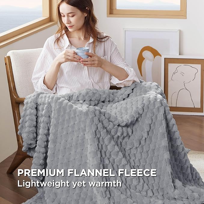 Bedsure Twin Blanket for Bed - 350GSM Fluffy Plush Bubble Blanket for College Dorm for Home Room Decor, GentleSoft Cute Fleece Soft Cozy Gifts for Women Girls, Light Grey, 60x80 Inches