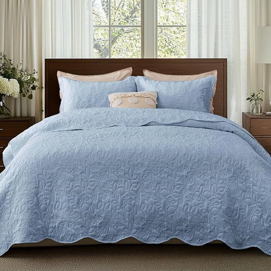 Bedsure Quilts Queen Size - Ultra Soft Pre-Washed Cloud-Like Bedding, All-Season Lightweight Comforter for Country Bedroom, Leaf Design Coverlet in Mineral Blue, 90 x 96 Inches