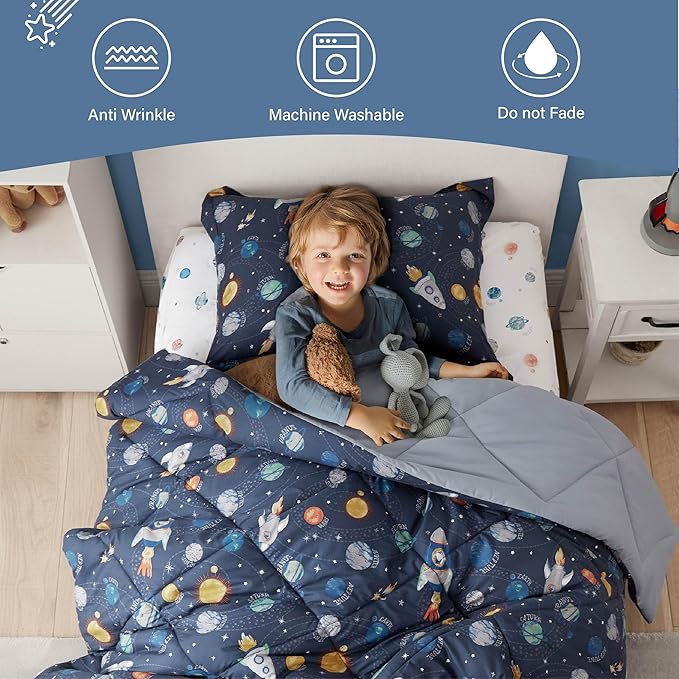 Queen Space Bedding Sets for Boys, 3 Pieces Kids Queen Comforter Sets, Super Soft Lightweight for All Seasons, Includes 1 Comforter (88"x88") and 2 Pillowcase (20"x26"+2")
