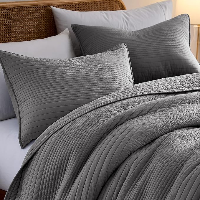 palassio Striped Dark Grey 100% Cotton Quilt King Size Bedding Sets, Lightweight Crinkly Channel Pick Stitch Textured Bedspread Soft Shabby Chic Farmhouse Country Coverlet for All Season, 2 Shams
