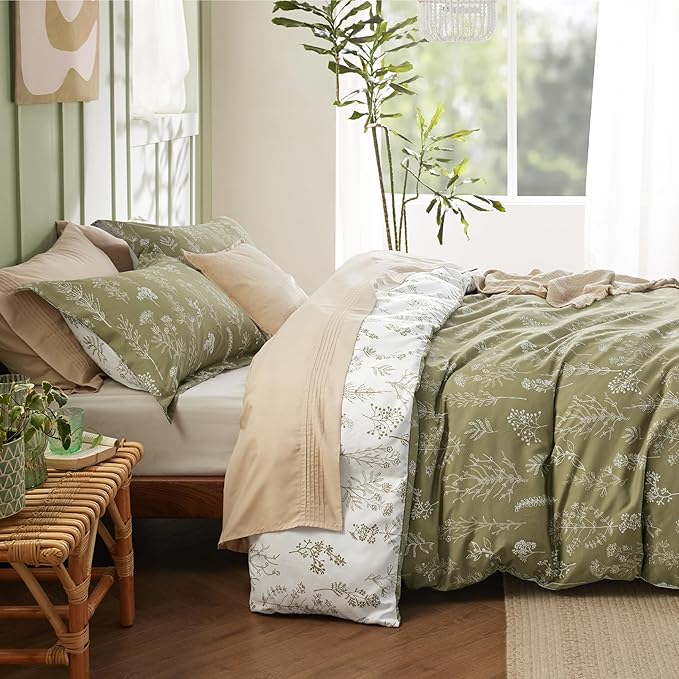 Bedsure Twin/Twin XL Duvet Cover - Reversible Olive Green Duvet Cover Set with Zipper Closure, 2 Pieces Cute Floral Patterned Bedding Set with 8 Corner Ties and 1 Pillow Sham