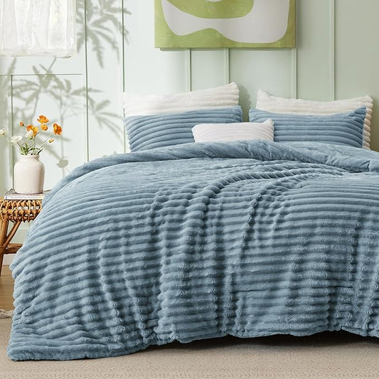 Bedsure Comforter Full Size - GentleSoft™ 3 Pieces Fluffy Double-Side Fleece Comforter Set, Cozy Striped Room Decor Aesthetic, Luxury Mineral Blue Full Size Bedding with 2 Pillowcases, 82x86 Inches