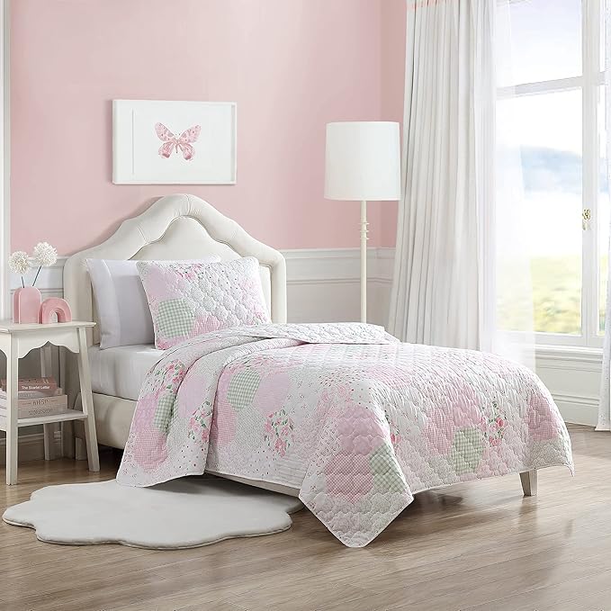 Laura Ashley Kids - Twin Quilt Set, Reversible Kids Bedding with Matching Sham(s), Ideal for Toddler Bedding Set, Ideal Girl Room Essentials, Coquette Room Decor (Ellyn Pink, Twin)