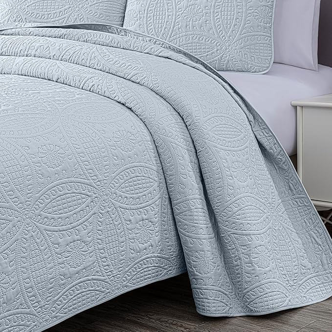 Chezmoi Collection Austin Queen Bedspread Set 3-Piece Pinsonic Quilted Oversized Bedspread Coverlet Set, Queen, Silver