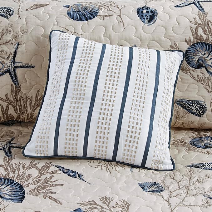 Madison Park Quilt Set Cottage Coastal Design, Starfish Print - All Season, Coverlet Bedspread Lightweight Bedding Layer, Shams, Toss Pillows, King/Cal King(104"x94"), Bayside Blue/Ivory 6 Piece