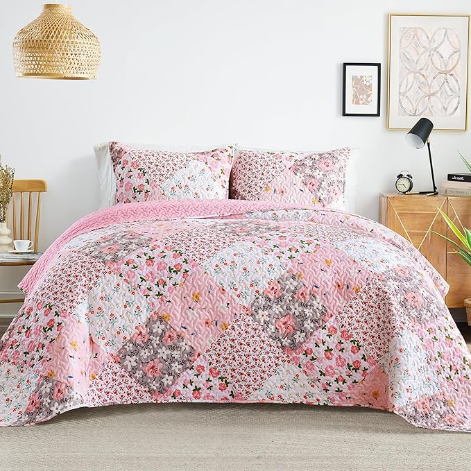 Whale Flotilla Patchwork Quilt Twin Size, Extra Soft Boho Floral Bedspreads for Bed Reversible Lightweight Twin Quilt Bedding Set Printed Coverlets with 1 Pillow Sham for All Seasons, Pink