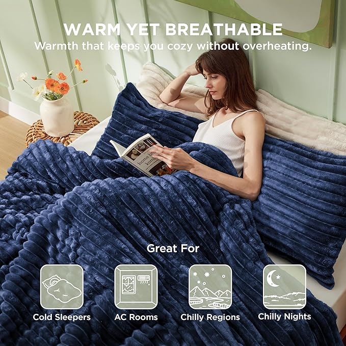 Bedsure King Size Comforter Set - GentleSoft™ 3 Pieces Fluffy Double-Side Fleece Comforter Set, Cozy Striped Room Decor Aesthetic, Luxury Navy King Bedding with 2 Pillowcases, 104x90 Inches