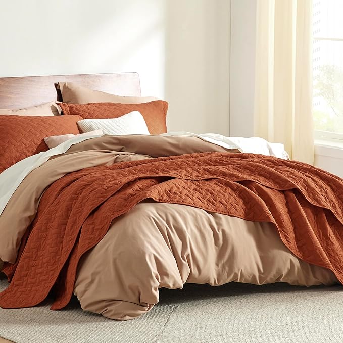 Bedsure Quilts King Size - Lightweight Bedspreads King Size with Basket Weave Pattern, Soft Quilt Bedding, Red Orange Comforter Coverlet for All Seasons (106" x 96")