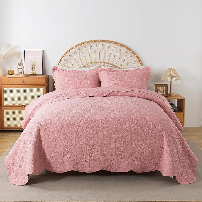 HoneiLife Queen Quilt Bedding Set - 3 Piece Microfiber Quilt Sets Lightweight Bedspreads Reversible Coverlets Rustic Bed Cover Floral Bedding Set All Season Quilts-Pink