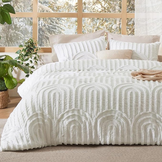 Bedsure Boho Tufted White Twin/Twin XL Comforter, GentleSoft™ 2 Pieces Boho Farmhouse Decor Bedding, Arch Shabby Chic Bedding for All Seasons, 1 Bed Comforter, 1 Pillow Shams, 68x88 Inches