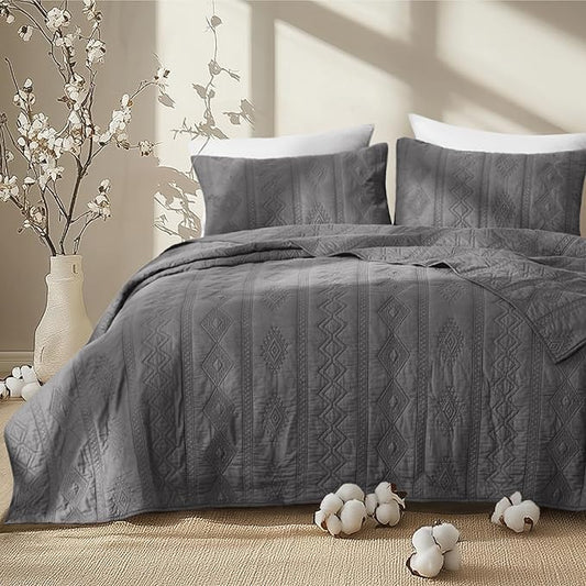 Bedsure 100% Cotton Quilt Set - Lightweight Queen Bedspread, Grey Cozy Bedding Coverlet 3-Piece with Pillow Shams in Geometric Pattern for All Season, 90x96 inches, 100% Cotton Voile