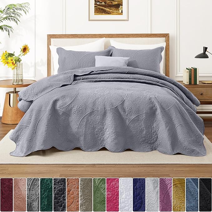 IR Imperial Rooms 10 Pack Queen Quilt Bedding Set (90" x 96") - Bulk Wholesale for Hotels, Guest Bedroom & Airbnbs - Lightweight Microfiber Reversible Floral Embossed Quilts Bedspreads (Silver)