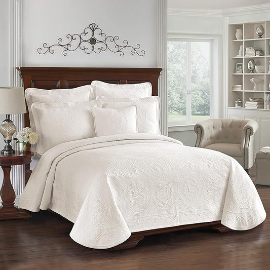 King Charles Modern Farmhouse Floral Matelasse Coverlet, 100% Cotton Breathable Bedding, King/Calking, Ivory