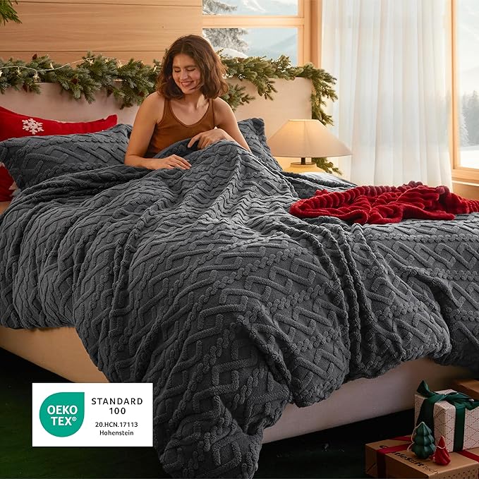 Bedsure Fluffy Flannel Duvet Cover Set - Faux Fur Comforter Cover Queen Size, Dark Grey Warm Plush Bedding for Winter, 3-Piece Set with Zipper Closure (90"x90") and 2 Pillow Shams