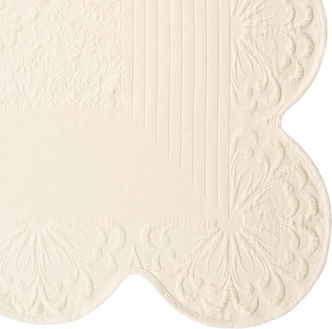 Charleston Estate Modern Farmhouse Floral Matelasse Bedspread with Scalloped Edges, 100% Cotton Breathable Bedding, Full/Queen, Ivory Floral