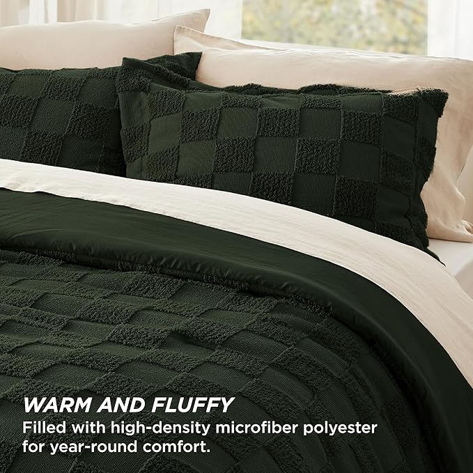 Bedsure California King Size Comforter Set Dark Olive Green, Boho Tufted Bed Set, Checkered Farmhouse Shabby Chic Bedding, 3 Pieces, 1 Plaid Geometric Comforter and 2 Pillow Shams