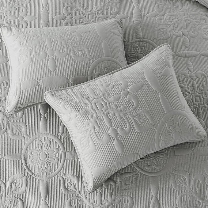 Light Grey Damask Quilt Queen Size Bedding Sets with 2 Pillow Shams, Boho Bedspread Lightweight Soft Farmhouse Vintage Bohemian Coverlet Retro Jacquard Pattern Bed Cover for All Season, 3 Pieces