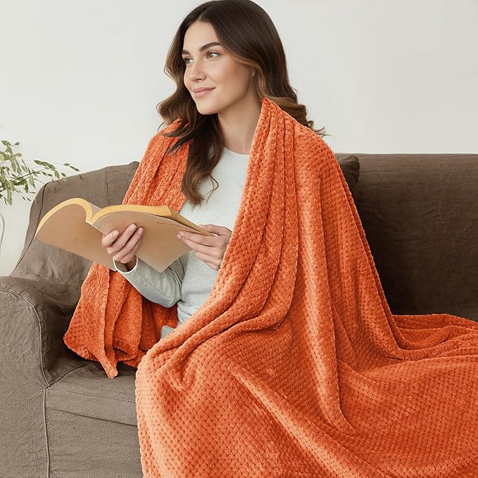 Exclusivo Mezcla Fleece Bed Blanket King Size, Super Soft and Warm Blankets for Couch, Sofa and Bed Waffle Textured, Cozy, Fuzzy and Lightweight (Burnt Orange, 90x104 Inches)