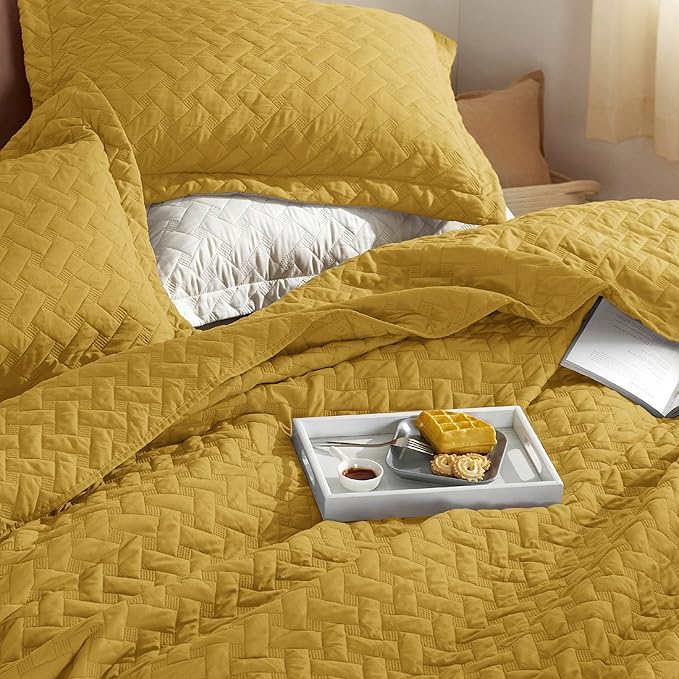 Bedsure Quilts Twin Size - Lightweight Bedspreads Twin Size with Basket Weave Pattern, Soft Quilt Bedding, Mustard Yellow Comforter Coverlet for All Seasons (68" x 86")