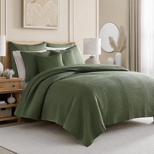 Levtex Home Cross Stitch Reversible Twin XL/Twin Quilt Set (68x86in) with 1 Pillow Sham (26x20in) - Stitch Texture - Forest Green - Cotton Twin Size Quilt Bedding Set - Lightweight, Soft, Pre-Washed