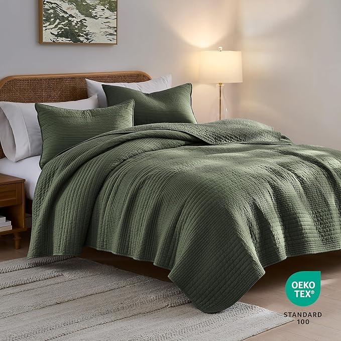 palassio Striped Olive Green 100% Cotton Quilt Queen Size Bedding Sets, Lightweight Crinkly Channel Pick Stitch Textured Bedspread Soft Shabby Chic Farmhouse Country Coverlet for All Season, 2 Shams