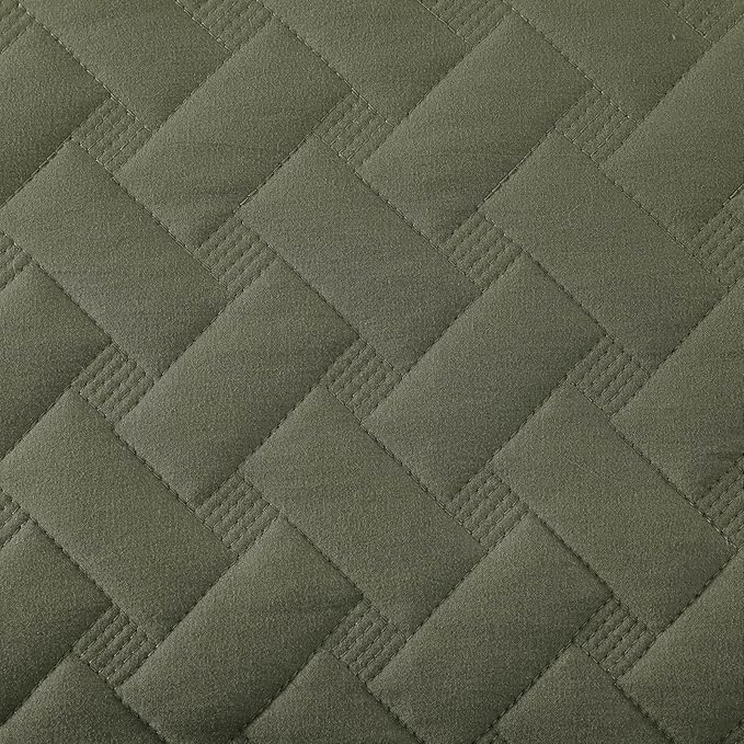 WRENSONGE King Size Quilt-3 Pieces Weave Pattern Olive Green Bedspreads King Size Quilt Bedding Set for All Seasons, Soft Summer Coverlet with 2 Pillow Shams Suitable for Bed