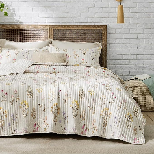 Bedsure Floral Quilt King Size - Reversible Autumn Botanical Quilt Bedding Lightweight Microfiber Bedspread, Soft Coverlet for All Seasons (106"x96")