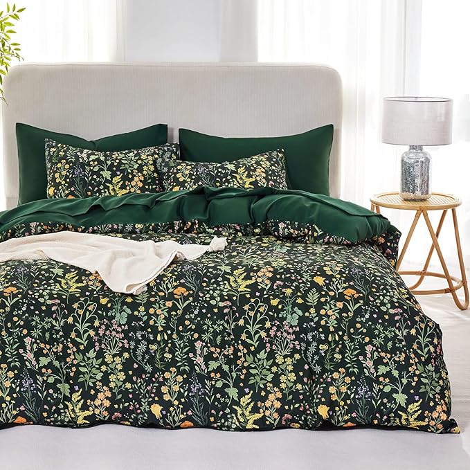 Wake In Cloud - Floral Duvet Cover Set, Shabby Chic Cottage Garden Botanical Flower Style with Elegant Wildflower Pattern, Soft Lightweight Bedding, 3 Pieces, Dark Green, Queen Size