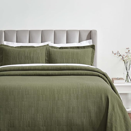 Superior 3 Piece Cotton Bedspread and Sham Set, Home Bed Decor, Decorative Bed Spread, 2 Pillow Shams, Medium Weight, Matelasse Coverlet, Bedding Essentials, Zenith Collection, Full, Olive Green