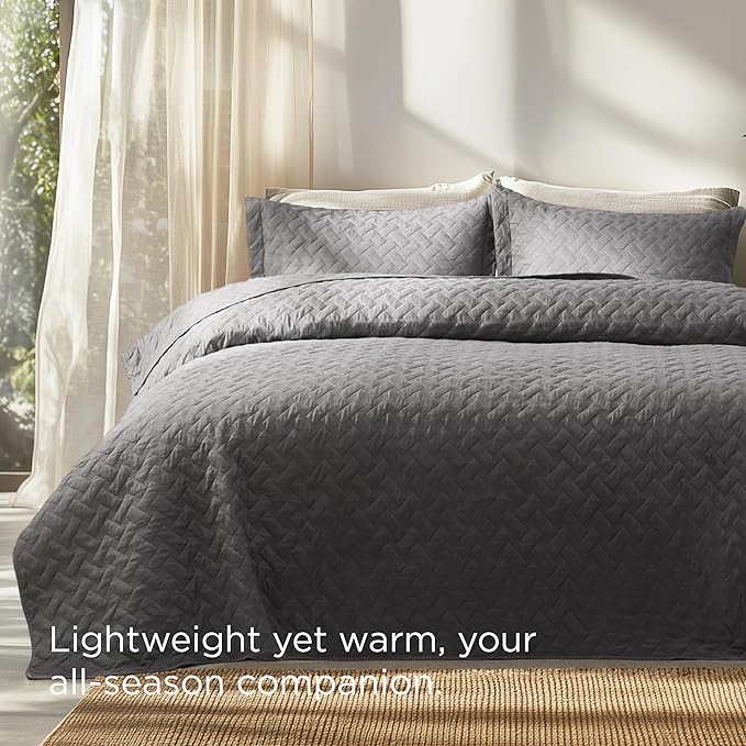 Bedsure Quilts Oversized King Size - Lightweight Bedspreads Oversized King Size with Basket Weave Pattern, Soft Quilt Bedding, Grey Comforter Coverlet for All Seasons (120" x 120")