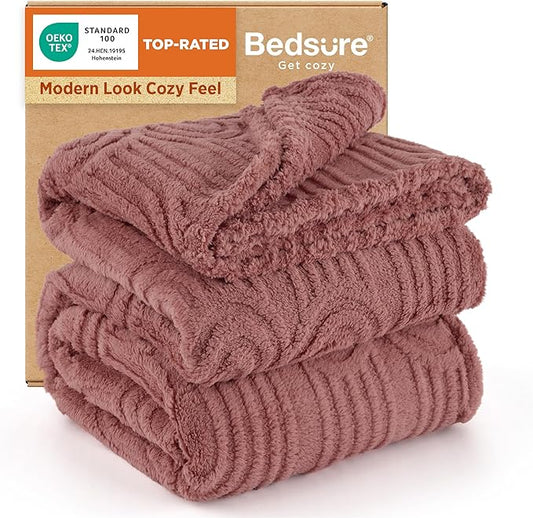 Bedsure GentleSoft Fleece Blanket Queen Size for Bed - Super Soft & Cozy, Fluffy Blankets for Women & Girls, Ideal for Sofa & Couch, Dusty Rose, 90x90 Inches
