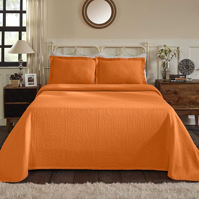 Superior Cotton Fleur De Lis Bedspread Set, Warm Blankets, All-Season Bedding, Bedroom Decor, Decorative Boho Medallion Coverlet, Includes 1 Bedspread, 1 Pillow Sham, Twin, Mandarin