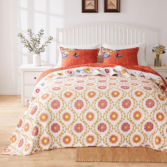 Greenland Home Barefoot Bungalow Topanga Quilted Bedspread Set, 3-Piece Jumbo King, Multi