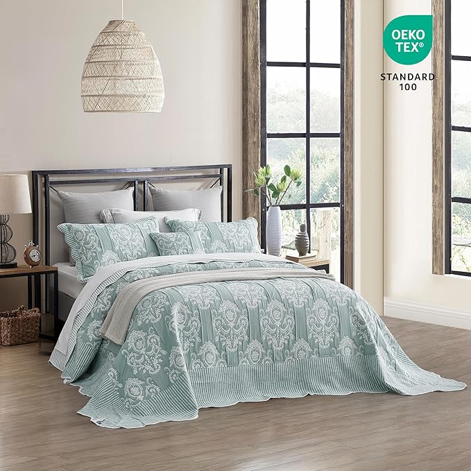 HZ & HY Oversized King Bedspread, Jacquard Matelasse Damask Pattern Design, Lightweight, Reversible, 5 Piece, 100% Microfiber, Green