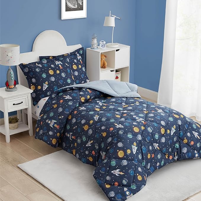 Queen Space Bedding Sets for Boys, 3 Pieces Kids Queen Comforter Sets, Super Soft Lightweight for All Seasons, Includes 1 Comforter (88"x88") and 2 Pillowcase (20"x26"+2")