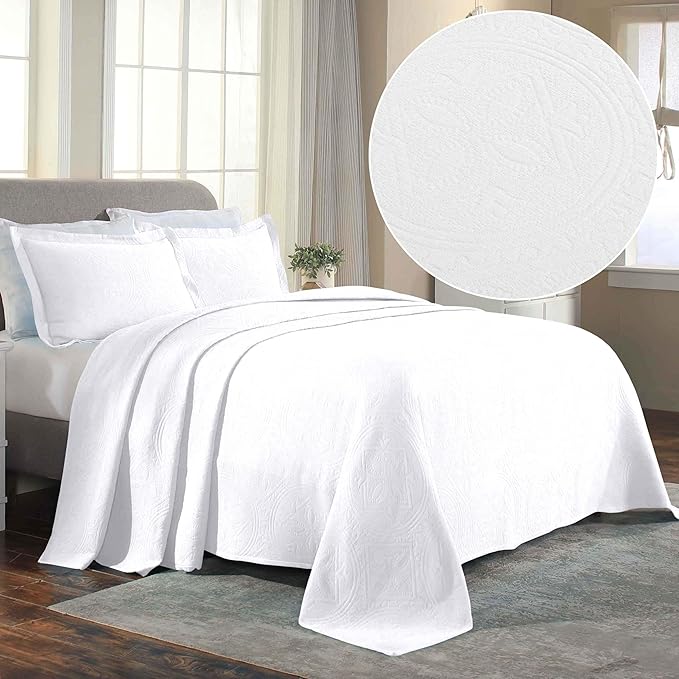 Superior 2 Piece Celtic Circles Cotton Bedspread Set, Decorative Bed Spread, Home Bed Decor, 1 Pillow Sham, Medium Weight Blanket, Matelasse Coverlet Bedding, Wedding Ring Design, Twin, White