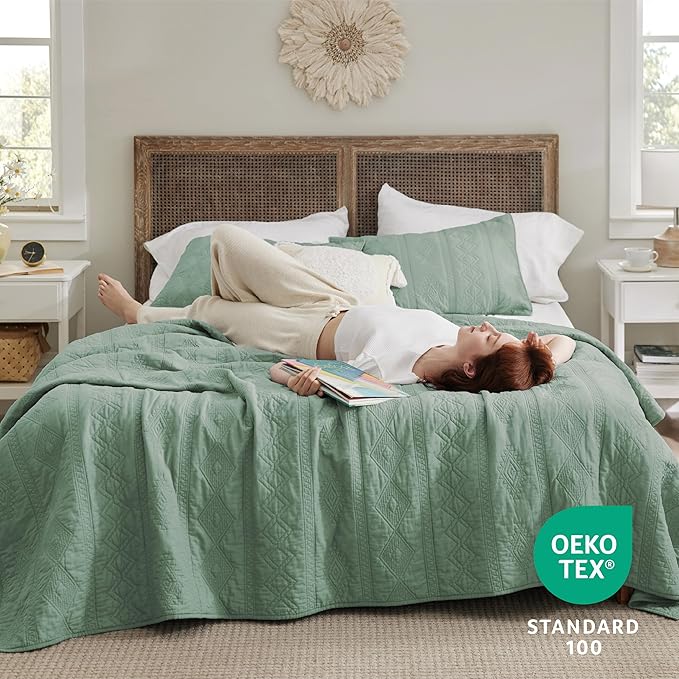 Bedsure 100% Cotton Quilt Set - Lightweight King Bedspread, Sage Green Cozy Bedding Coverlet 3-Piece with Pillow Shams in Geometric Pattern for All Season, 106x96 inches, 100% Cotton Voile