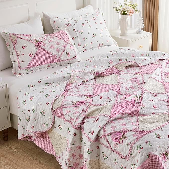 VIVILINEN Pink Patchwork Quilt Set Queen Size Reversible Quilted Bedspread Coverlet Set 3-Piece Floral Lightweight Comforter Stitched Bedding Set Bed Sheet Set Cover Blanket with 2 Pillow Shams | Pink Quilt Set, Patchwork Quilt Set, Reversible Bedsprea...