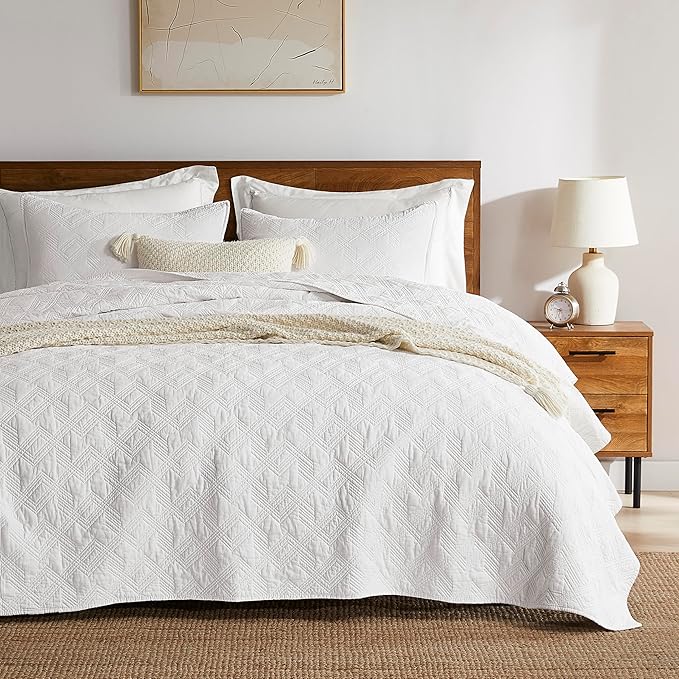 WDCOZY 100% Cotton White Oversized California King Size Quilt Bedding Sets with 2 Pillow Shams, Shabby Chic Rustic Textured Gauze Lightweight Country Soft Bedspread Coverlet for All Season