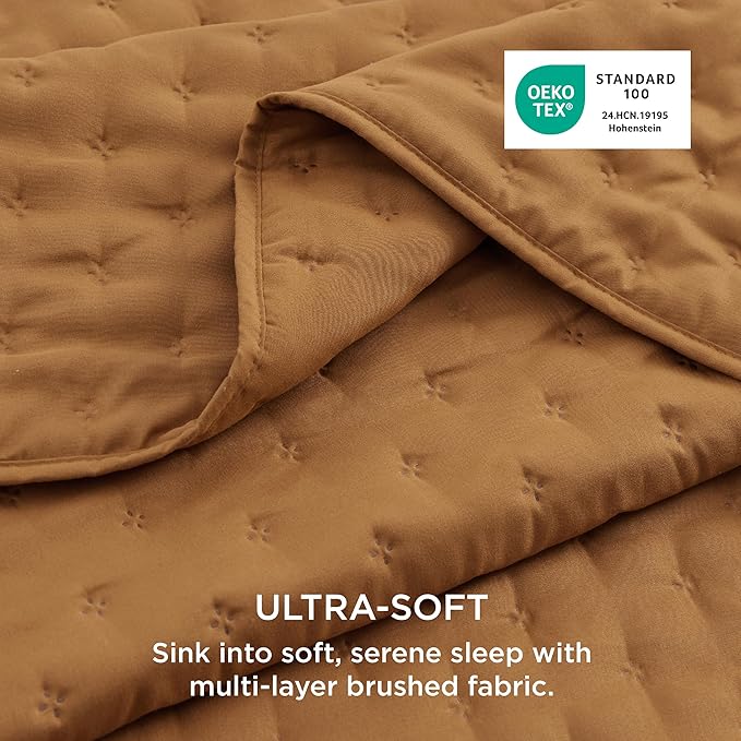 Bedsure Quilts Queen Size - Honey Ginger Bedspread Queen Size & Lightweight Comforter, Boho Coverlet with Clover Pattern, Ultra Soft All-Season Bedding, 90 x 96 Inches