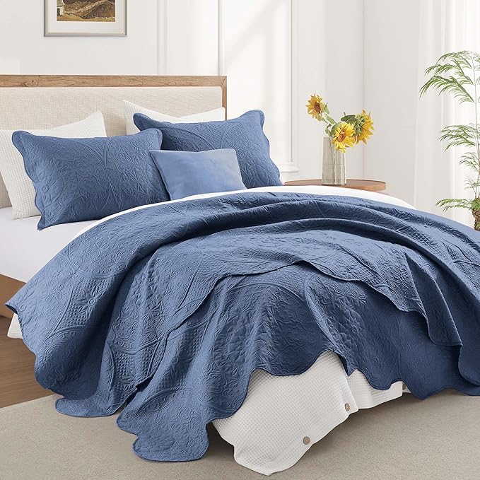 MOONLIGHT20015 California King Quilt Bedding Set Size (118"x106") + 2 Pillow Shams (20" x 36"+ 2") - 3 Pcs All Season Reversible Microfiber Coverlet Embossed Floral Quilt Bedspread (Light Blue)
