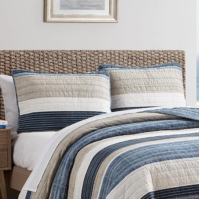 Nautica - Queen Quilt Set, Soft & Breathable Cotton Bedding with Medium Weight Feel, Reversible 3 Piece Bed Set with Matching Pillowcases (Ridgeport Denim)