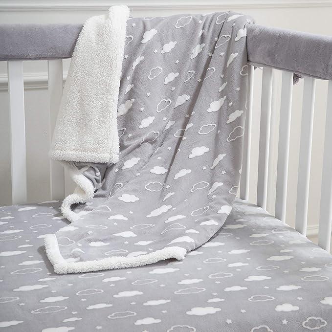 American Baby Company Heavenly Soft Chenille Sherpa Receiving Blanket (30" x 35"), 3D Gray, Warm and Cozy for Boys and Girls, Ideal for Baby Carrier, Stroller, and Travel