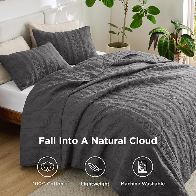Bedsure 100% Cotton Quilt Set - Lightweight Queen Bedspread, Grey Cozy Bedding Coverlet 3-Piece with Pillow Shams in Geometric Pattern for All Season, 90x96 inches, 100% Cotton Voile