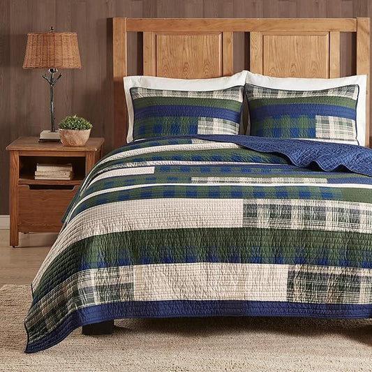 Woolrich Spruce Hill Reversible Quilt Set - Cottage Styling Reversed to Solid Color, All Season Lightweight Coverlet, Cozy Bedding Layer, Matching Shams, Oversized Full/Queen, Stripes Green 3 Piece