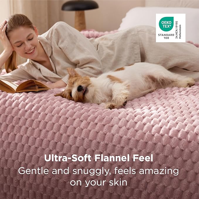 Bedsure Blanket Queen Size for Bed - 350GSM Fluffy Plush Bubble Blanket Queen Size for Home Room Decor, GentleSoft Cute Fleece Soft Cozy Gifts for Women Girls, Dusty Rose, 90x90 Inches