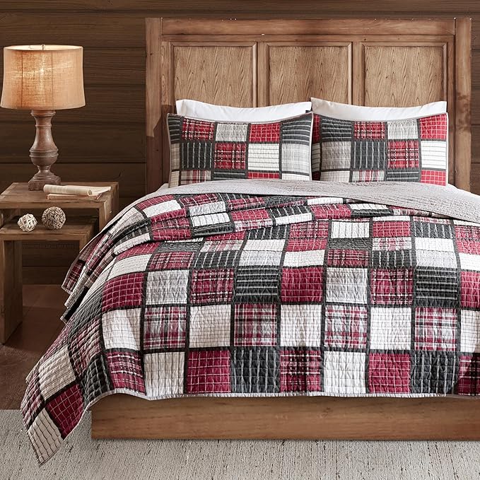 Woolrich Reversible Quilt Cabin Lifestyle Design - All Season, Breathable Coverlet Bedspread Bedding Set, Matching Shams, Oversized King/Cal King, Tulsa Plaid Red/Grey 3 Piece
