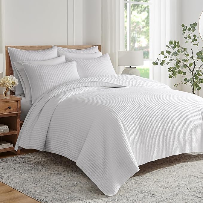 Levtex Home Cross Stitch Reversible Twin XL/Twin Quilt Set (68x86in) with 1 Pillow Sham (26x20in) - Stitch Texture - Bright White - Cotton Twin Size Quilt Bedding Set - Lightweight, Soft, Pre-Washed